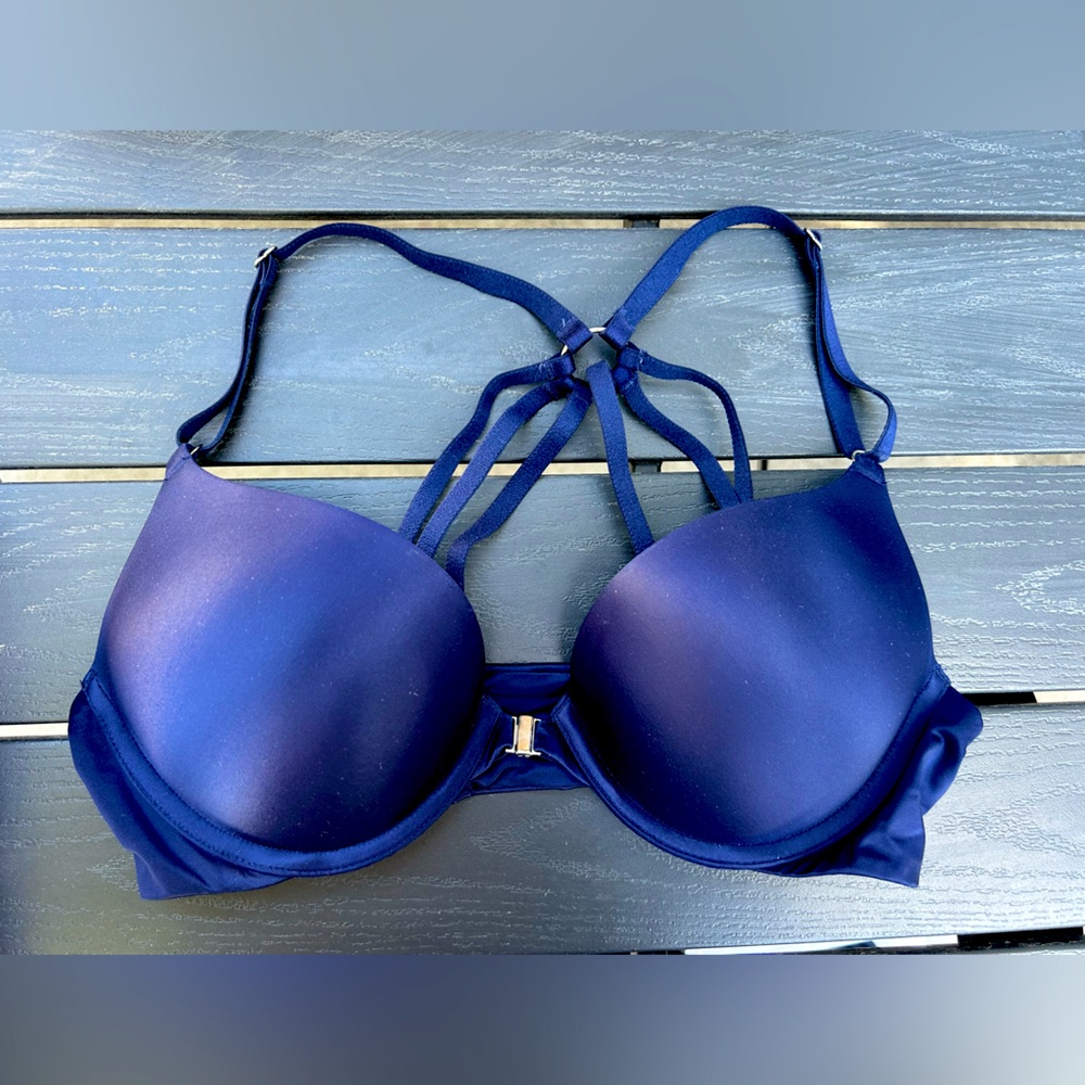Victoria's Secret Bombshell Bra 34B